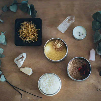 适合女孩子开店的项目(适合女孩开的店铺)